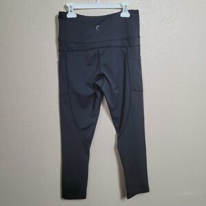 ZYIA Active Black High Rise Crop Leggings Size M